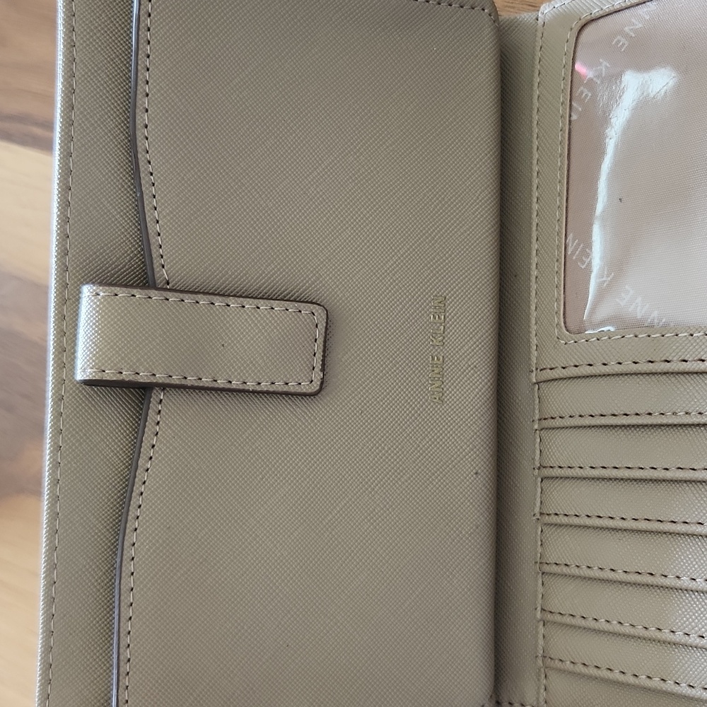 Anne Klein Wallet - Picture 3 of 9